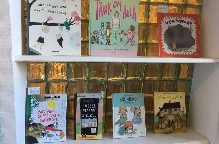 Tamburbibliotek i Tölö daghem